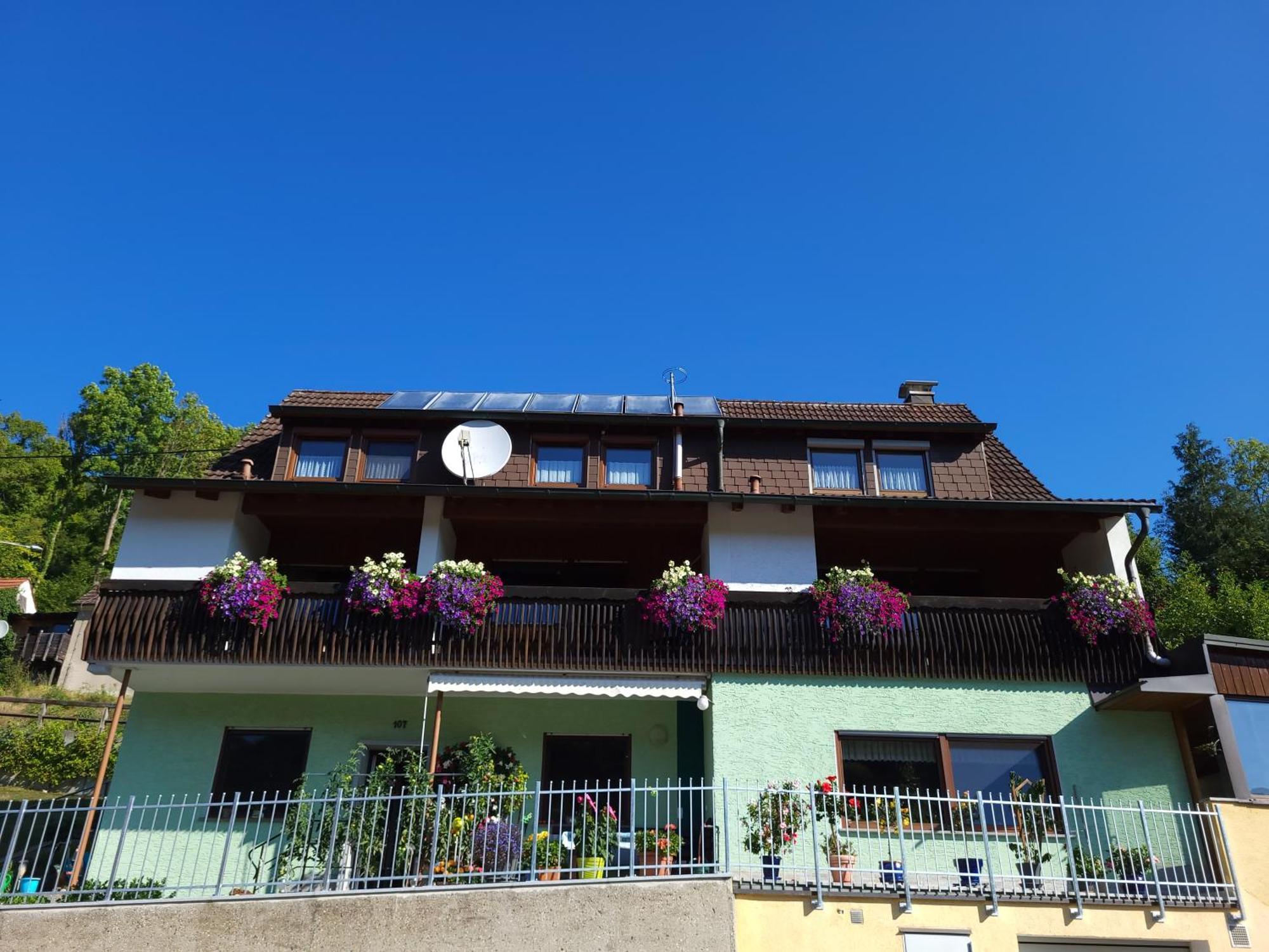 Gaestehaus Grau Egloffstein ภายนอก รูปภาพ
